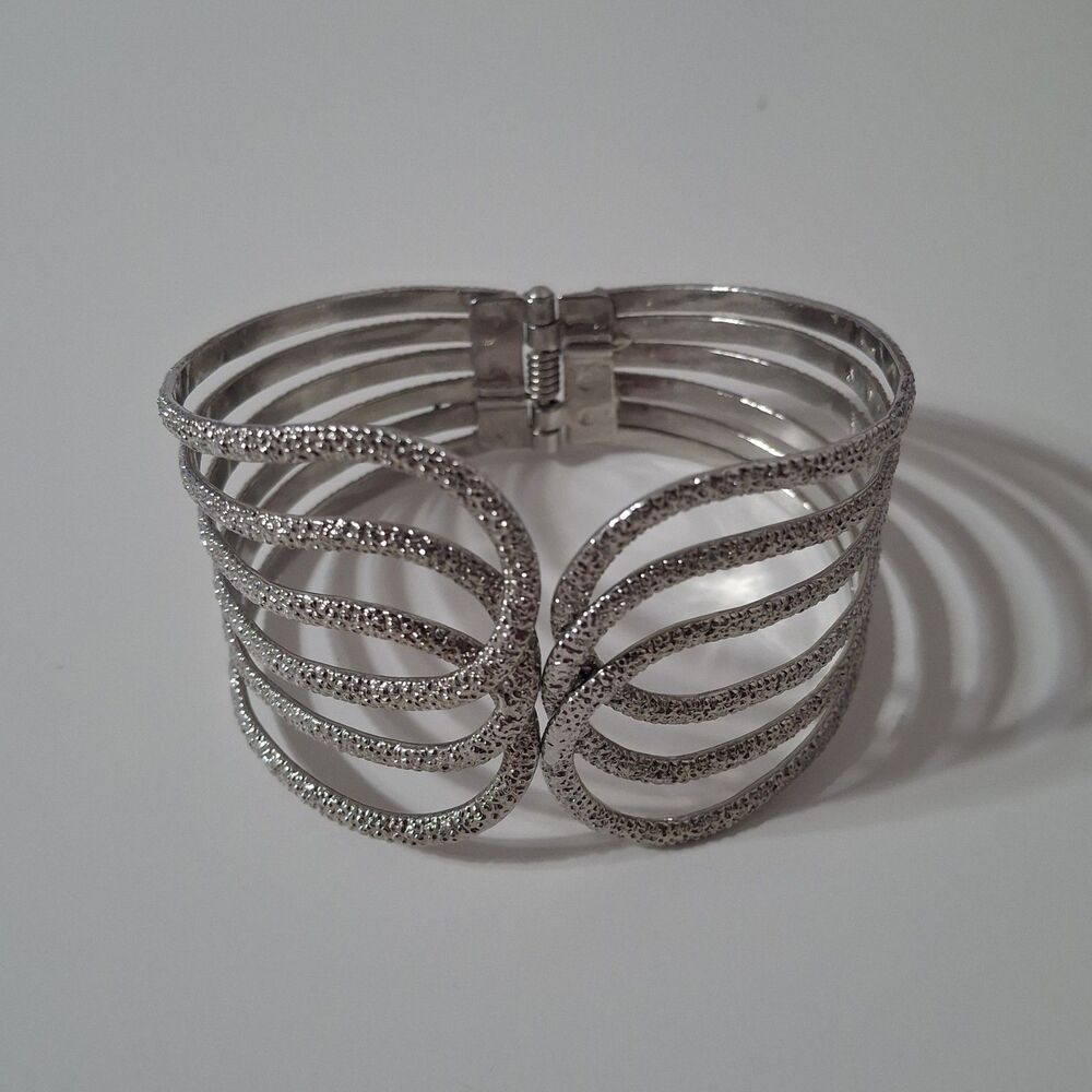 Silver Tone Rough Metal Clamper Hinged Bangle Wire Bracelet